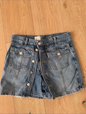 Pilcro Front-Button Vintage-Inspired Denim Mini Skirt - Light Blue Wash